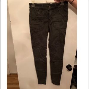 American Eagle hunter green skinny jeans